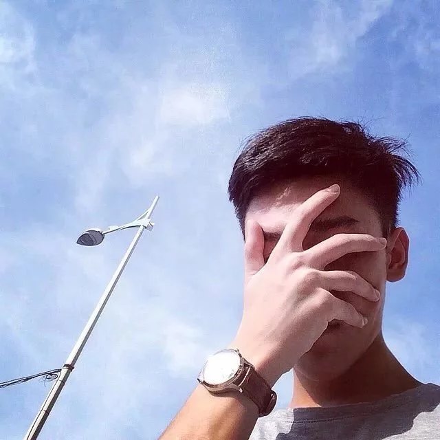 凤诚曼融