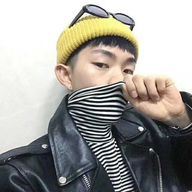 司厚家士